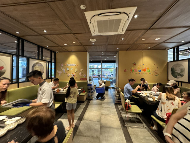 🎉 Birthday Bliss at Haidilao IMM – Hotpot with Heart