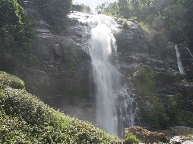 🌿 Refreshing Pause at Wachirathan Waterfall, Doi Inthanon