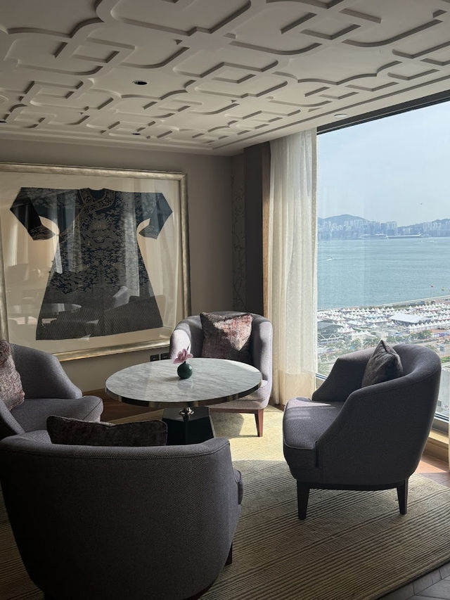Mandarin Oriental Hong Kong, Timeless Luxury in the Heart of Central