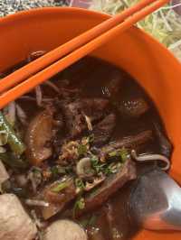 ก๋วยเตี๋ยวบ้านๆ แต่รสชาติไม่ธรรมดา