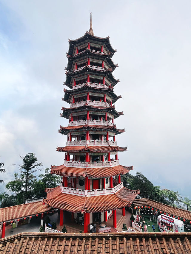 Tranquility Among the Clouds – Chin Swee Caves Temple Wonder