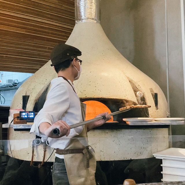 ร้านพิซซ่าชื่อดัง ห้ามพลาด Pizza 4P's Vo Van Kiet