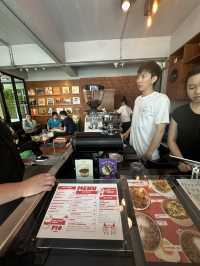 Pio Coffee ร้านกาแฟที่ซ่อนตัวอยู่ในซอยนาจอมเทียน 1