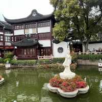 📍Yuyuan Garden (豫园), A Garden of Serenity in the Heart of Shanghai