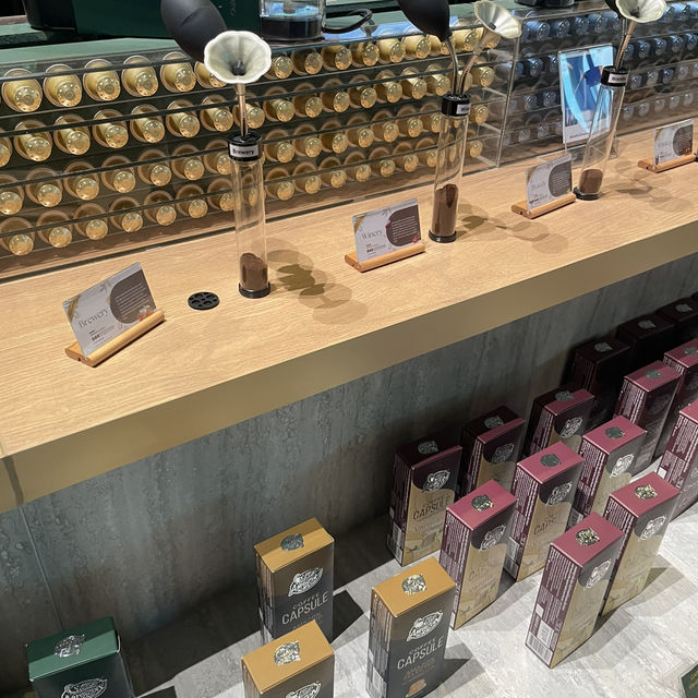 ☕ คาเฟ่อเมซอน (OASYS) สาขาวังน้อย – จุดพักเติมพลัง ☕ คาเฟ่อเมซอน (OASYS) สาขาวังน้อย – จุดพักเติมพลัง