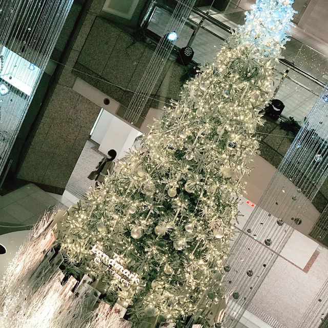 横浜ランドマークプラザのクリスマス: YOKOHAMA MINATOMIRAI WINTER HOLIDAY 横浜ランドマークプラザのクリスマス: YOKOHAMA MINATOMIRAI WINTER HOLIDAY