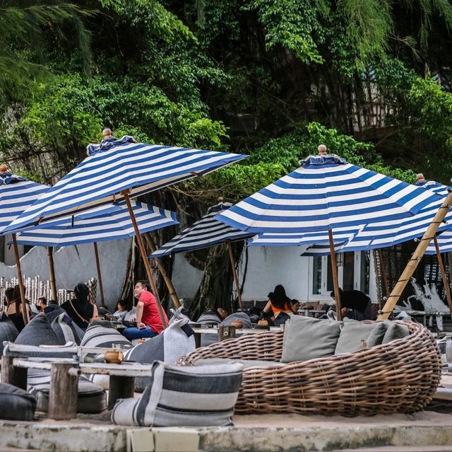 Cave Beach Club คาเฟ่ ชิลริมหาดพัทยา