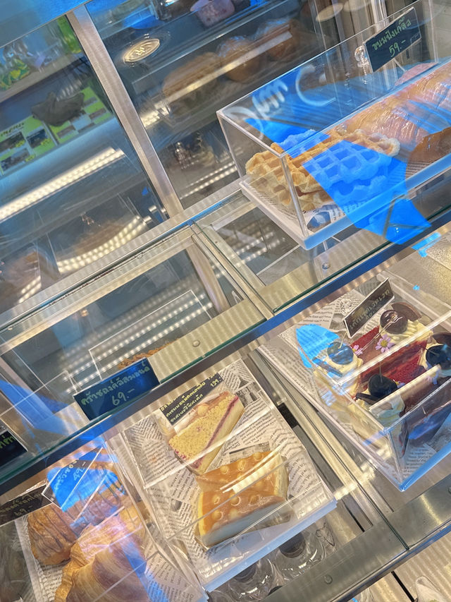 คาเฟ่ฟีลกู้ดในสวนผึ้ง ราชบุรี ขนมอร่อย ราคาดี
