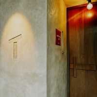 Earthbound Elegance in the City’s Heart