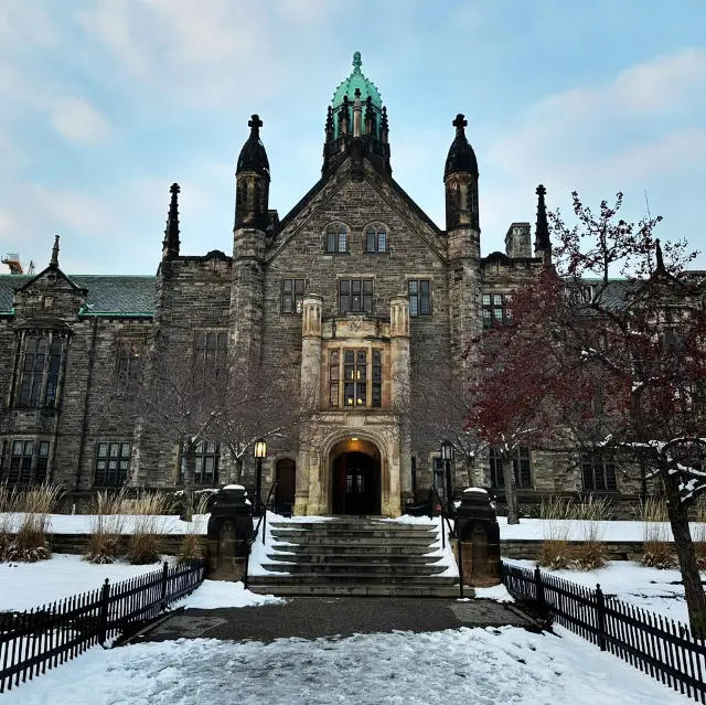 University of Toronto: A Historical and Cultural Journey Through Canada's Premier Institution