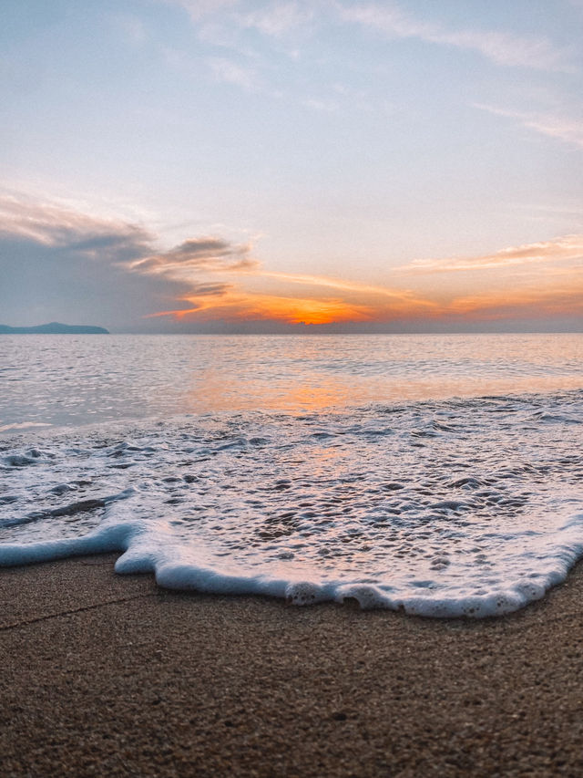 Chasing Sunrise and Sea Breeze at Marang Beach 🫧✨