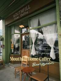 คาเฟ่สไตล์โฮมมี่ย่านบางแสน Mouthfill Home Coffee