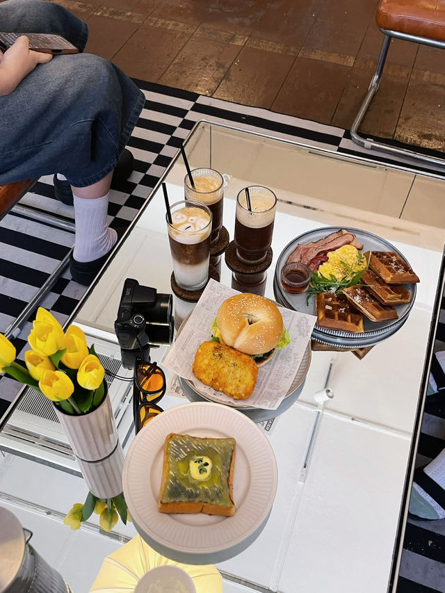 American Retro Feels & Brunch Goals: Hummus by Juice Code, Penang 🇲🇾