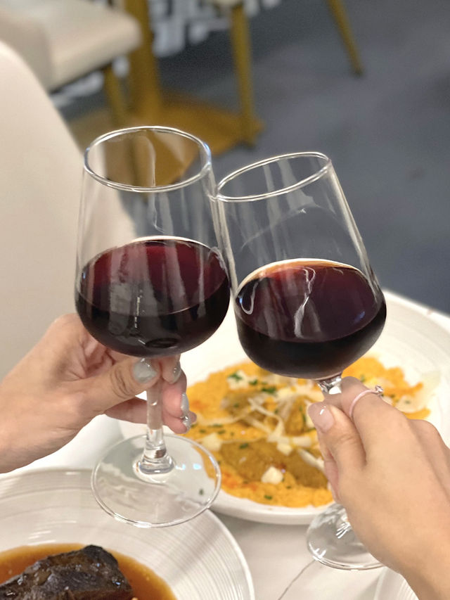 🇭🇰西環法式小酒館🍷 必吃海膽意大利飯😋 🇭🇰西環法式小酒館🍷 必吃海膽意大利飯😋