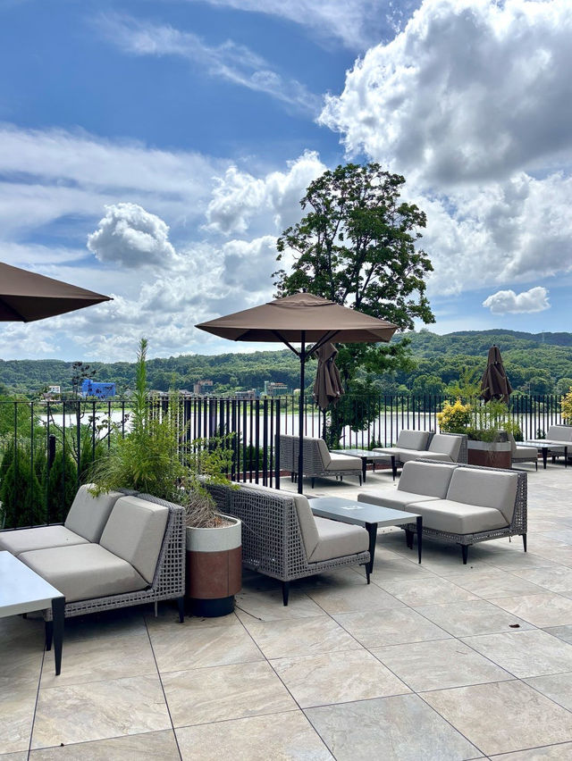 ๋ทฐ ๋ง์ง ํ
๋ผ์ค ์นดํ - ์คํ๋ฒ
์ค ํ์ฑ ๋ณดํต์ ์์ง์ ๋ทฐ ๋ง์ง ํ
๋ผ์ค ์นดํ - ์คํ๋ฒ
์ค ํ์ฑ ๋ณดํต์ ์์ง์ 