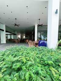  Roxy Sematan – Family-Friendly Beach Escape