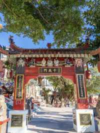 Temple in on the beach at Repulse Bay