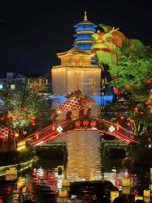 Wunüzhou เมืองย้อนยุคสุดอลังการที่สวยจนลืมหายใจ!