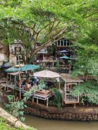 Tree house cafe Jarkata 