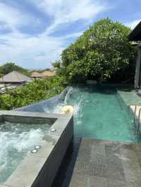 🌊 Clifftop Infinite Blues: A Luxury Review of Umana Bali, LXR Hotels & Resorts 🌴