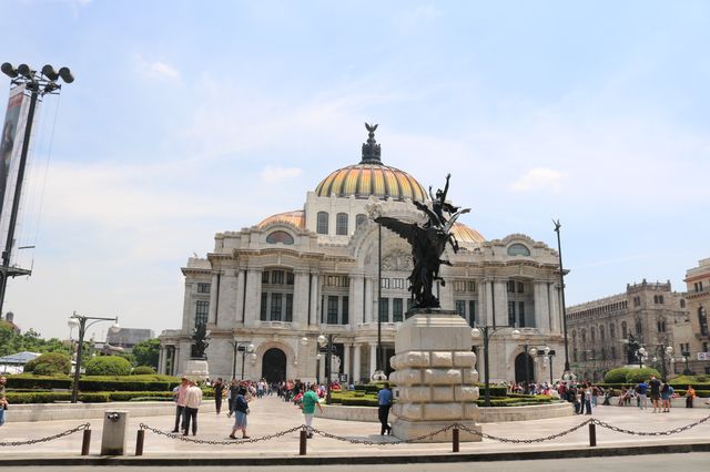 Aztec and Mayan History in Mexico City: 🏰🌮🎭