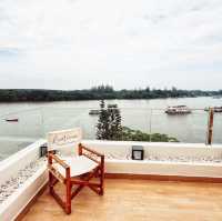 River Terrace Rooftop Bar&Cafe 