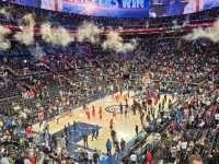 What's it like being at a Los Angeles Clippers NBA game?