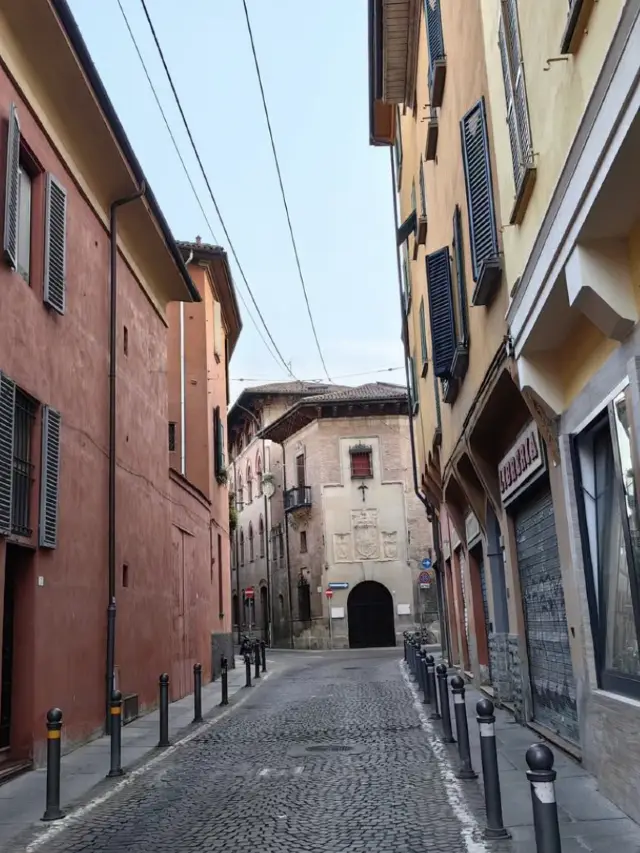 Bologna arhitecture is something else 🇮🇹