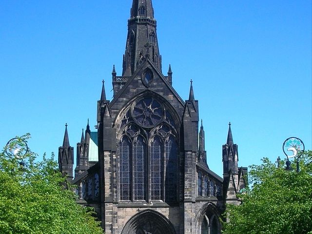 Glasgow: Discover Scotland's Rich History and Stunning Architecture