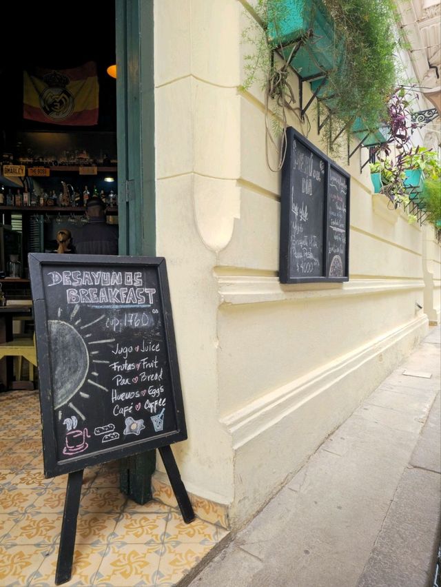 해외여행 쿠바 하바나에서 브런치 먹기 좋은 5 Esquinas Trattoria