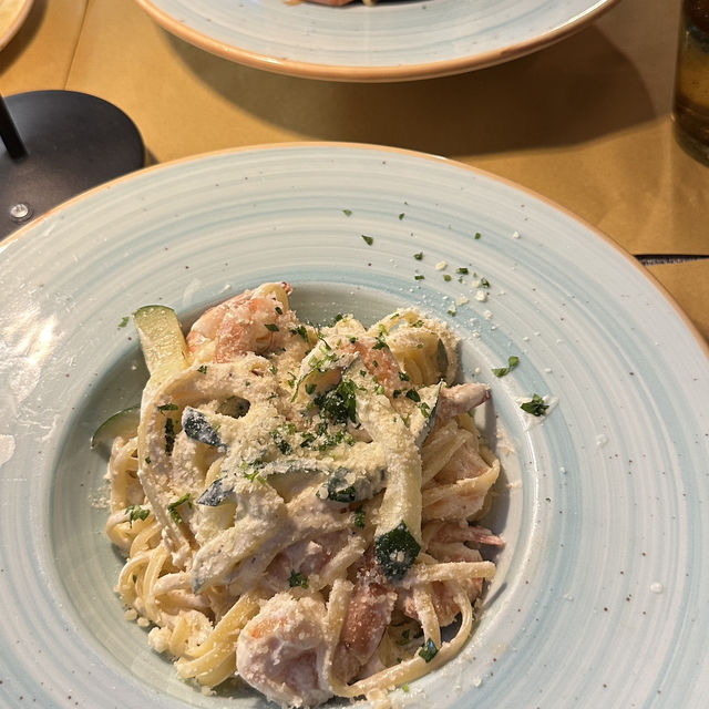 A perfect blend of comfort and convenience — made our Venice trip truly memorable!