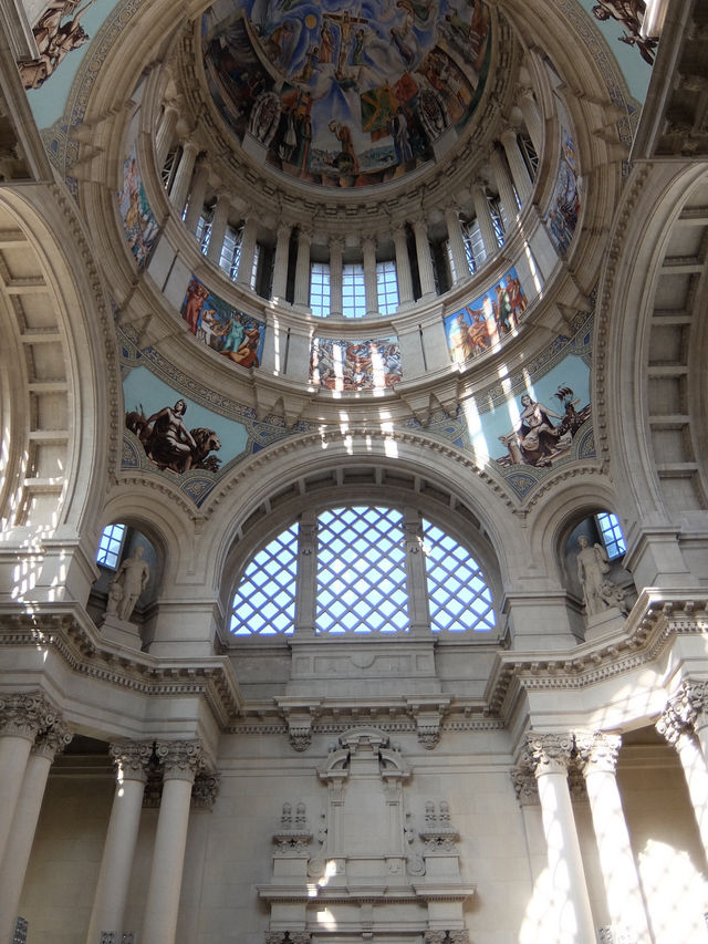 【バルセロナ】⛪️圧巻のアートと眺望に出会える、カタルーニャ国立美術館🎨✨