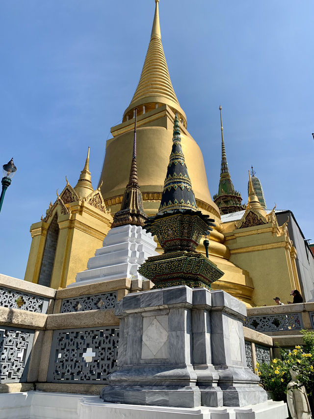 Bangkok’s Grand Palace: Where Gold Glitters and Legends Live