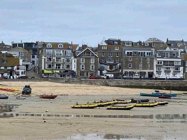 Exploring St Ives with Virginia Woolf’s Inspiration 🌊📖