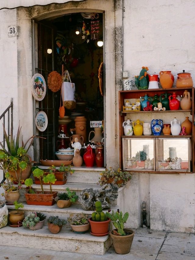 🎃 Magic in Alberobello, Italy! 🕯️ 🎃 Magic in Alberobello, Italy! 🕯️