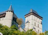 A Day Trip to Karlštejn Castle – Stepping into Czech Royal History