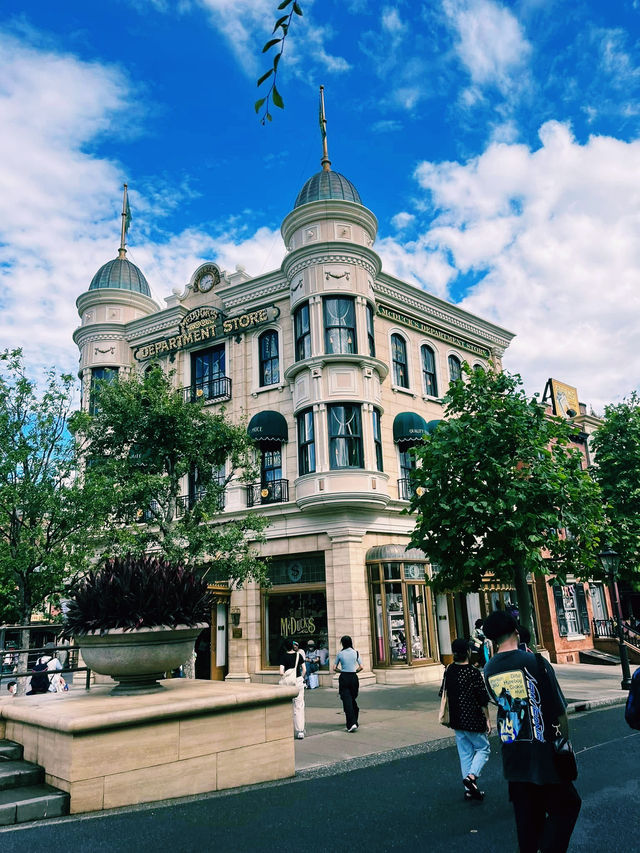 BEING A CHILD AGAIN IN TOKYO DISNEYLAND 🇯🇵