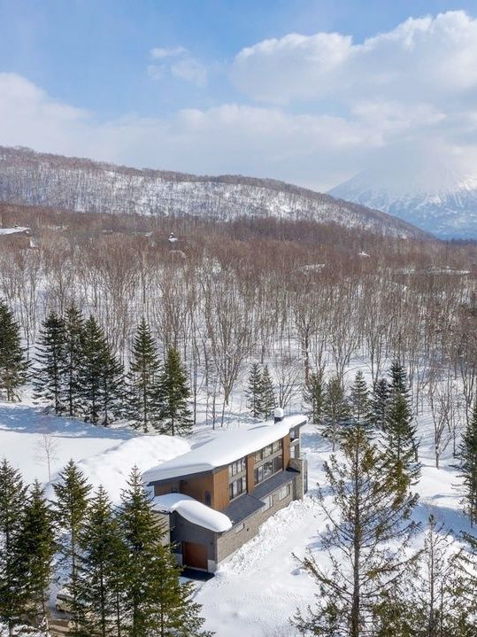 新手滑雪就來安努普利滑雪場