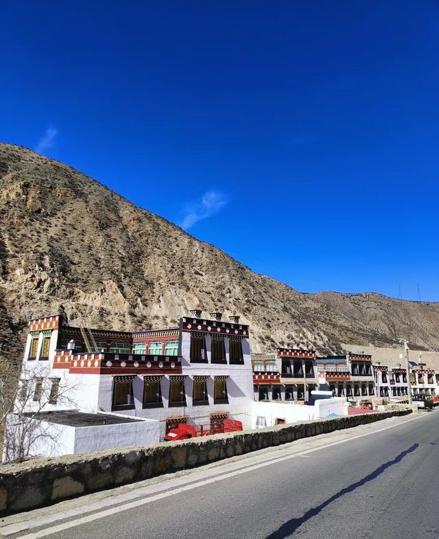 川西小眾秘境 | 鄉城，遺失在河谷的世外桃源