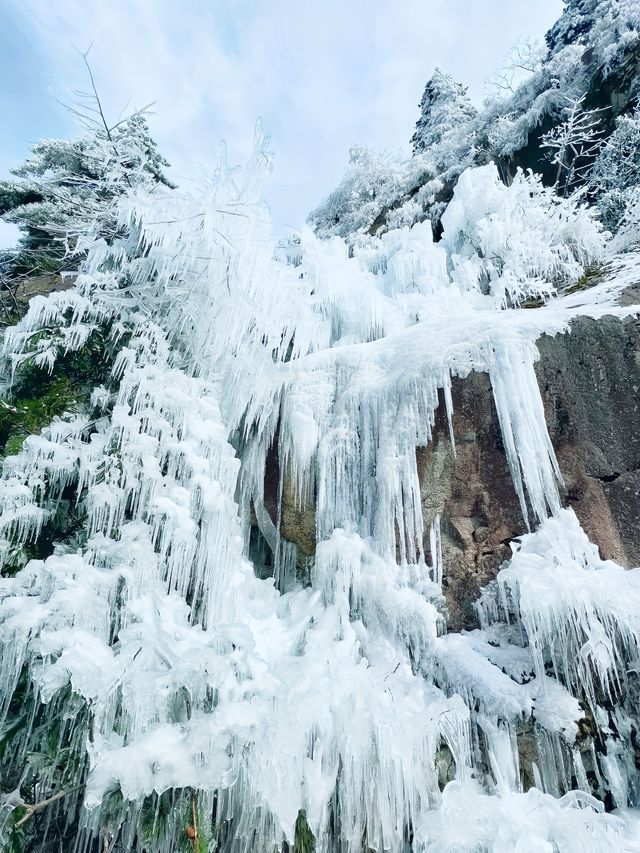 九華山下雪了