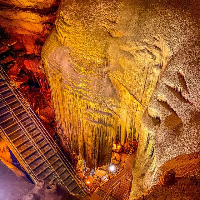 Mammoth Cave Adventure, a magical adventure to regain childhood innocence