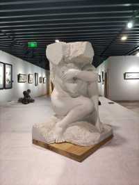 在英杰硬石藝術博物館裡欣賞大美天成的石畫藝術——