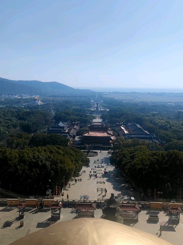 Giant That Touches Heavens | Lingshan 