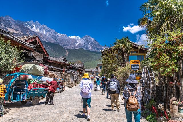 初夏的麗江玉湖村：像極了阿爾卑斯小鎮，在徒步中享受旅行樂趣！