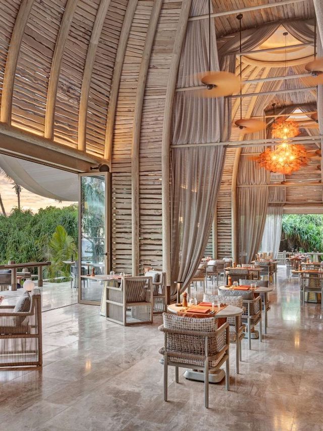 🏝️ Unwind in Style: Maldives' JOALI BEING Retreat 🌅🧘‍♀️