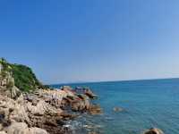 踩著細沙踏浪，徒步“醉美海岸線”