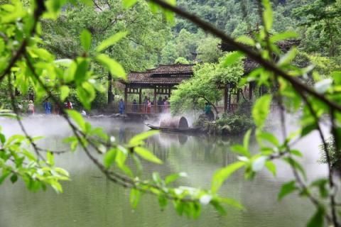 酉陽桃花源：誤入現實版的世外桃源。