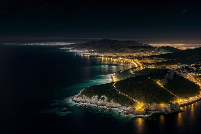 西西里夜海的異鄉浪漫。