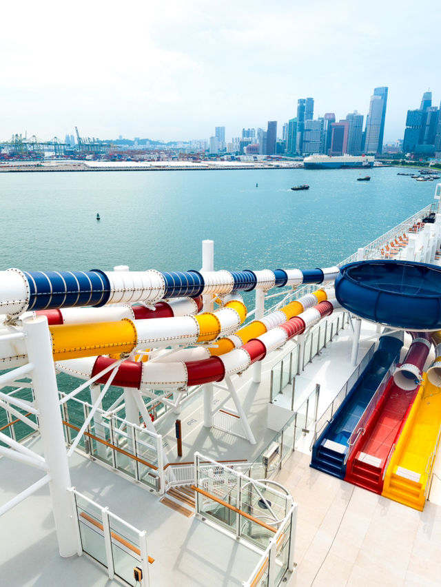 🎄Christmas Holiday! 📒School Holidays! 🌊Let’s set sail on Genting Dream!