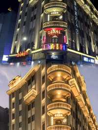 南京西路上隱藏的寶藏客棧——登巴客棧。